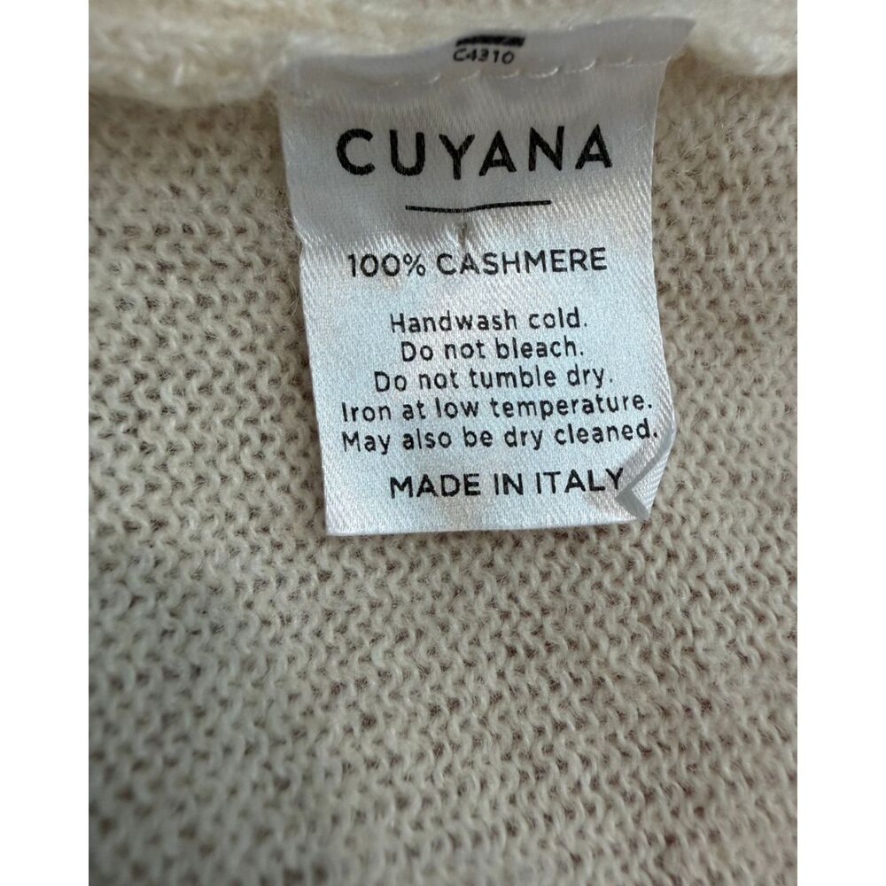 Cuyana Cream Round Neck Cashmere Cardigan Sweater Size M Classic Made in Italy - Picture 6 of 7